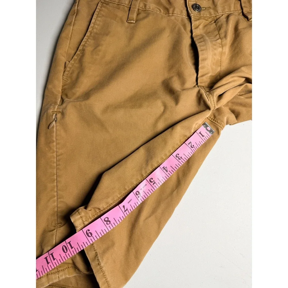 Levi's Men's Khaki Chino Shorts Flat Front Casual Everyday Wear Size 30